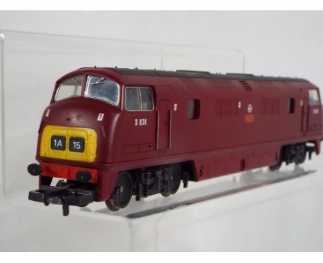 Model Railways - Lima OO gauge Class 42 warship diesel #D838 Rapid in British Rail maroon livery, loco in mint condition, box