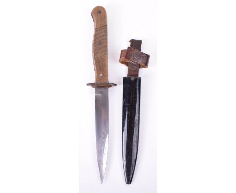 WW1 German Soldier’s Fighting Knife, a very good example of the soldier’s fighting knife, ribbed wood grips totally undamaged