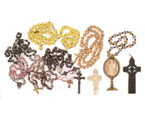 A SILVER AND WOODEN BEAD ROSARY WITH A TUBULAR SILVER CRUCIFIX, 19TH C crucifix 6.9cm h overall, seven various other rosaries