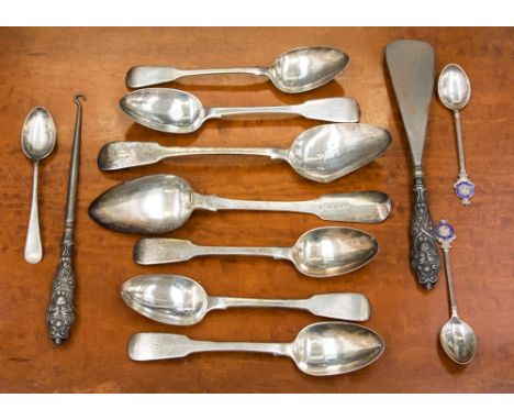 An Irish silver spoon, Dublin 1835, weighing approx 1.42 ozt, with six London hallmarked spoons, weighing approx 10.06 ozt, t