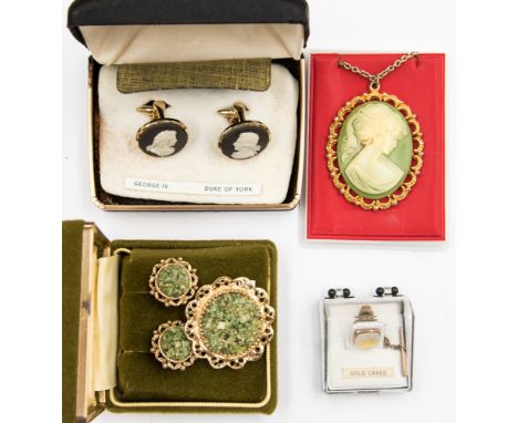 A pair of Wedgwood/Stratton George IV, Duke of York cuff links, jade chip jewellery tie rack and pendant