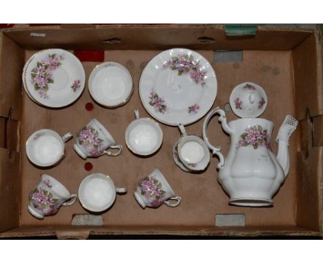 Paragon Mayflower coffee set including coffee pot, six cups, saucers and plates