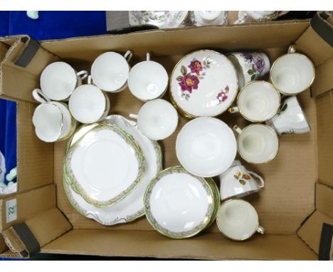 A mixed collection of floral teaware to include: Salisbury &amp; K Aynsley part tea sets 