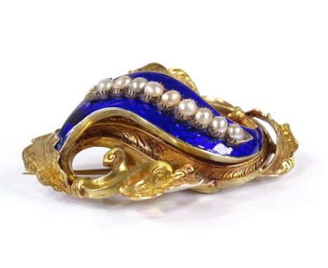 An unmarked gold blue enamel and pearl brooch, with engraved leaf design, length 5.4cm,19.7g