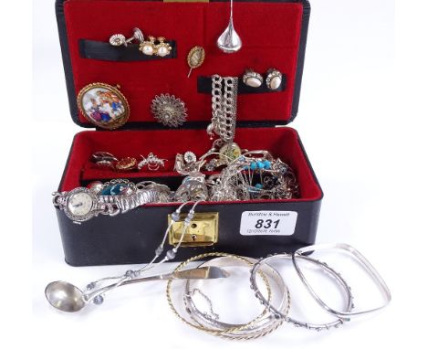 Various gold and sterling silver jewellery, including 9ct gold fob, 9ct coin ring etc