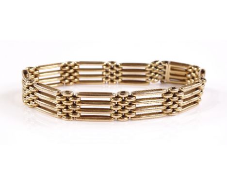 A 15ct gold gate link bracelet, length 185mm, 17.3g
