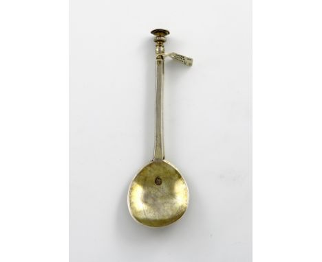 A Charles II silver Seal-top spoon, by Jeremy Johnson, London 1672, oval bowl, the body with traces of gilding, faceted taper
