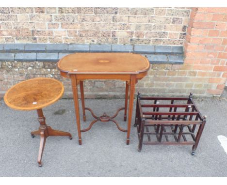 AN EDWARDIAN SHERATON REVIVAL OCCASIONAL TABLE mahogany with satinwood crossbanding 71cm wide (stretcher a/f), a reproduction