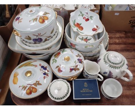 A QUANTITY OF ROYAL WORCESTER 'EVESHAM' WARE Portmeirion etc