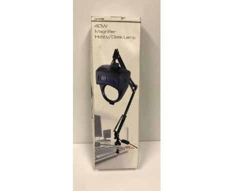 A 40 watt magnifier hobby / desk lamp