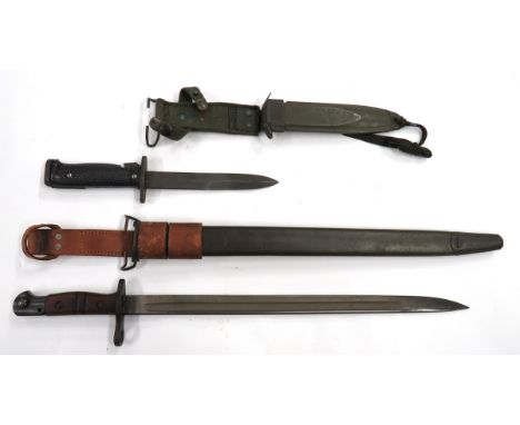 American P17 Bayonet And M5A1 Bayonet P 17 bayonet. &nbsp;17 inch, single edged blade with fuller. &nbsp;Forte with maker Win