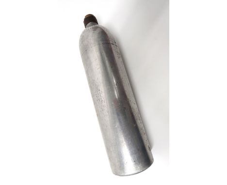 WW2 German Luftwaffe Oxygen Bottle alloy, long canister. &nbsp;The top marked "Saverstoff" dated 28/11/41. &nbsp;Top steel an