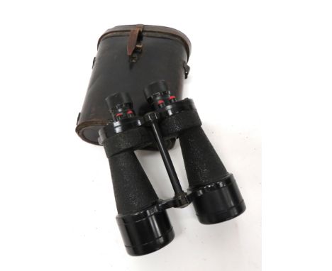 Pair Of WW2 Bino Prism No 5 Complete In Case black crinkle finish body. &nbsp;Top frames marked ""MK5 Bino Prism"" dated 1944