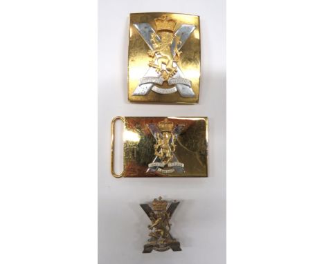 Post 1953 Royal Regiment of Scotland Badge Set consisting silvered and gilt, 2 part, cap/beret badge ... Silvered and gilt ba