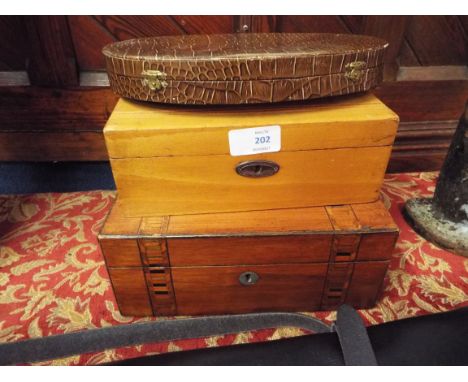 Two Edwardian wooden jewellery boxes together with a 1930's manicure set 