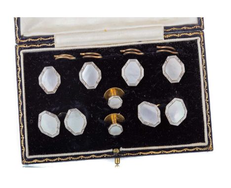 COLLECTION OF JEWELLERY including a boxed set of mother of pearl dress studs and cufflinks, two bar brooches, an eighteen car