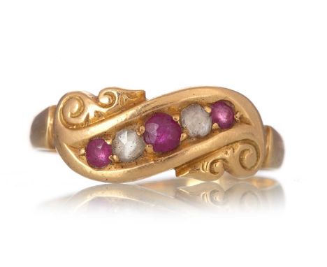 RUBY AND DIAMOND RING set with alternating rubies and diamonds, in eighteen carat gold, size QQty: 3.1gWell worn. Residue ove