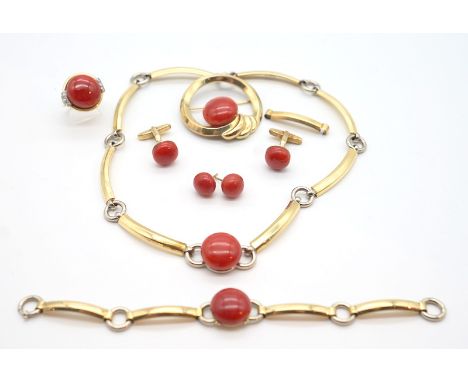 Großes Schmuckset Koralle 585Gelbgold gest. 585, best. aus: Kette, Armband, Ohrstecker, Brosche, Ring, Manschettenknöpfe, ins