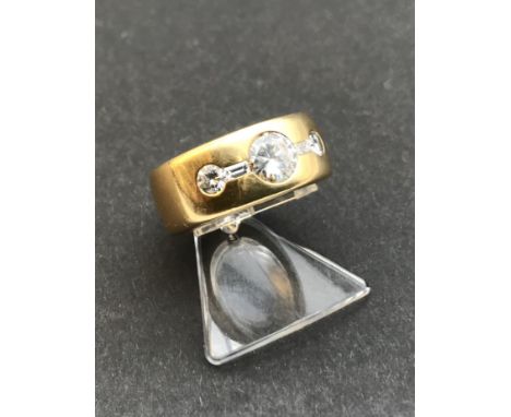 Exner, Goldschmiede, Recklinghausen: schwerer Bandring 750er GG Brillantbesatz 1,3ctschwerer Ring aus 750er GG, der zentraler