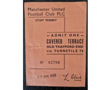 1982-83 MANCHESTER UNITED V WATFORD RARE STAFF TICKET
Slight fold
Ref MS