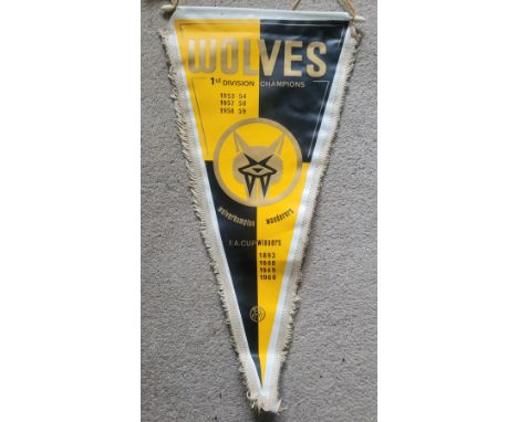 VINTAGE WOLVERHAMPTON WANDERERS PENNANT
12 x 20 Inch
Ref KJ