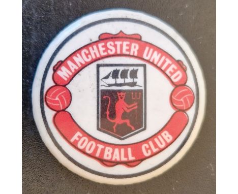 MANCHESTER UNITED VINTAGE TIN BADGE
Ref MS
&nbsp;