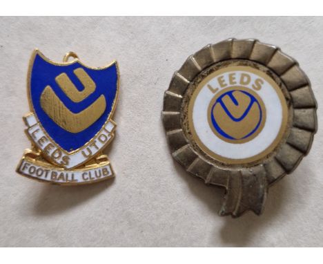 VINTAGE LEEDS UNITED BADGES X 2
Ref SM
