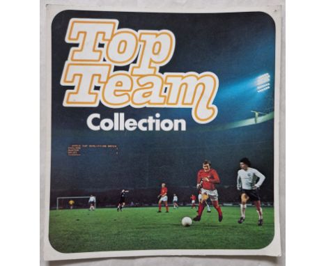 1970'S ESSO TOP TEAM COMPLETE WITH ALL 22 DISCS MOUNTED IN ORIGINAL FOLDER
Pin holes in corners of folder otherwise good
Ref 