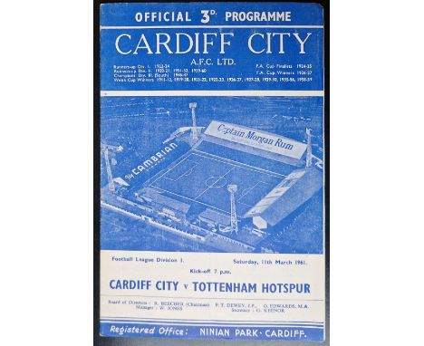 1960-61 CARDIFF CITY V TOTTENHAM HOTSPUR SPURS DOUBLE WINNING SEASON
Good condition
Ref LT