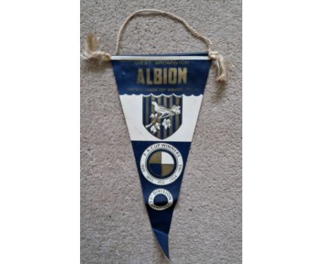 WEST BROMWICH ALBION VINTAGE PENNANT
Approx 7.5 x 12.5 inch
Ref NH