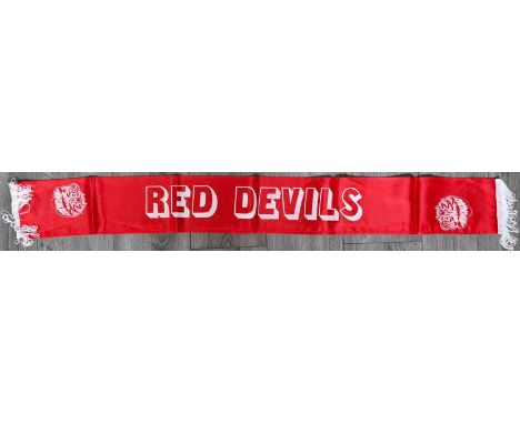 MANCHESTER UNITED VINTAGE SILK SCARF
Good condition
Ref SM