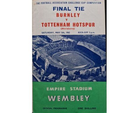 1962 FA CUP FINAL BURNLEY V TOTTENHAM HOTSPUR - AUTOGRAPHED BY 6 BURNLEY PLAYERS
Ref SM