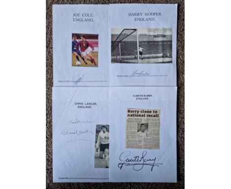 ENGLAND INTERNATIONAL PLAYERS AUTOGRAPHS X 10
Come with COA
Ref K