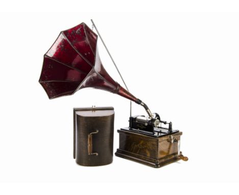 Phonograph: an Edison Fireside phonograph, Model A No. 18567, with K reproducer, maroon Fireside horn and crane