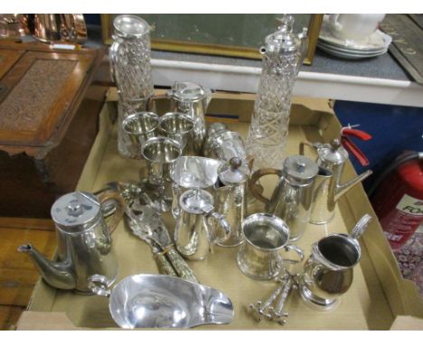 TRAY CONTAINING PLATED WARES AND PEWTER WARES INCLUDING TWO CLARET JUGS WITH SILVER METAL MOUNTS