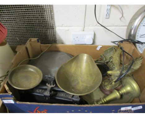 BOX CONTAINING PAIR OF SCALES, MODEL OF A BRASS EAGLE ON WOODEN MOUNT ETC