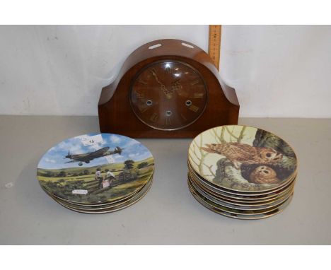Mixed Lot: Modern collectors studio animal plates and a further Royal Worcester Spitfire Coming Home plate together with an e