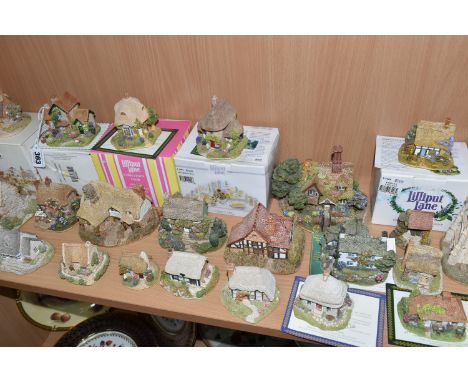 A COLLECTION OF LILLIPUT LANE SCULPTURES, comprising boxed Ploughmans Cottage, boxed Mum's Tickled Pink L3352, boxed Sugar Mo