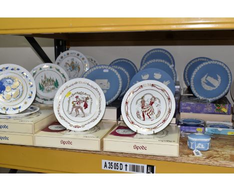 A COLLECTION OF SPODE AND WEDGWOOD JASPERWARE ANNUAL CHRISTMAS COLLECTOR'S PLATES, comprising twelve boxed Wedgwood blue Jasp