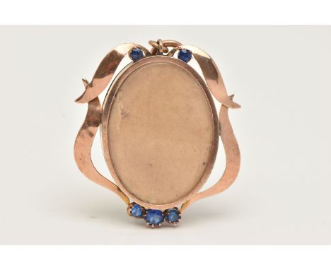 A ROSE METAL DOUBLE PHOTO LOCKET, of an oval form, two vacant compartments, reverse is missing glazed cover, collet mount wit