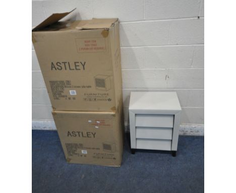 A PAIR OF RV ASTLEY AMATO CERAMIC THREE DRAWER BEDSIDE CHESTS, width 46cm x depth 30cm x height 60cm (condition report: boxes
