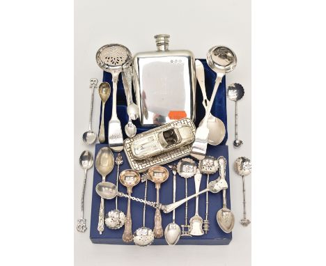 AN ASSORTMENT OF WHITE METAL ITEMS, to include a boxed hip flask engraved 'P.W at Moseley F.C', a white metal 'Jaguar E Type 