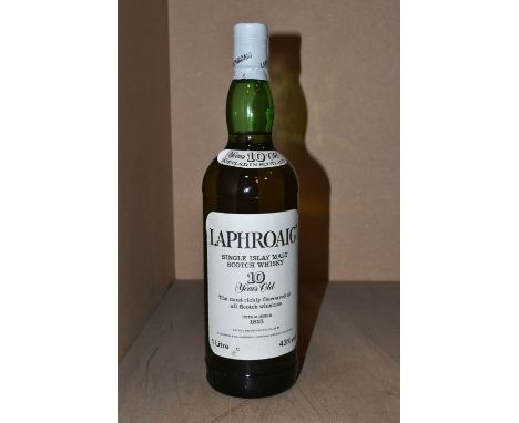 SINGLE MALT, One 1 Litre Bottle of LAPHROAIG 10 Years Old Single Islay Malt, 43% vol. 1L, fill level low neck, seal intact, p