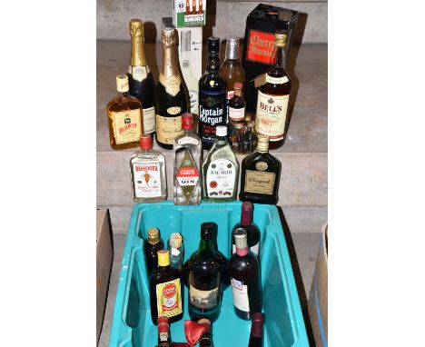 ALCOHOL, One Box containing 15 bottles, 7 half-bottles and 8 'miniatures, comprising 1 x Nicolas Feuillatte Champagne, 750ml,