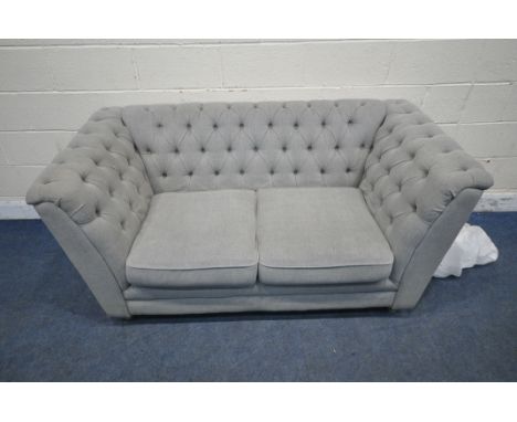 A GREY BUTTONED UPHOLSTERED DEEP SOFA, length 170cm x depth 90cm x height 76cm (condition report: general signs of usage, ori