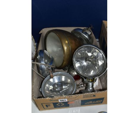 A BOX OF VINTAGE LUCAS CAR LIGHTS to include a Ranger spot lamp, a large Type B0146GB, a Lucas B210 'divers helmet style' tai
