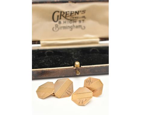 A PAIR OF 9CT GOLD CUFFLINKS, yellow gold chain link cufflinks with engine turned pattern and monogram detail, hallmarked 9ct