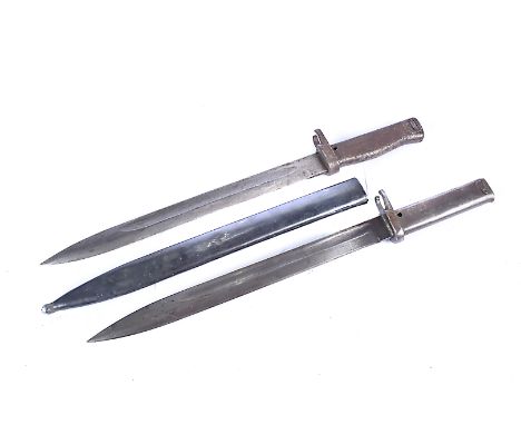 Two German Ersatz EB36 bayonets, one marked 1723, also with steel scabbard (2)