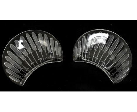 LALIQUE; a pair of shaped serving dishes in the 'Ear of Wheat' design, both signed, 20 x 14.5cm (2).Additional InformationOne