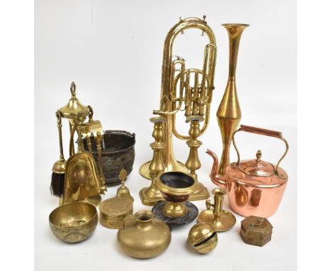 A quantity of assorted metalware including a Swallow trumpet (af), the piece has had screws placed in to enable wall mounting